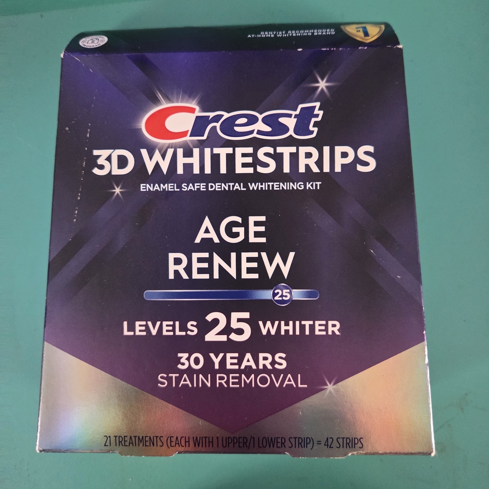 Crest 3D Whitestrips Age Renew